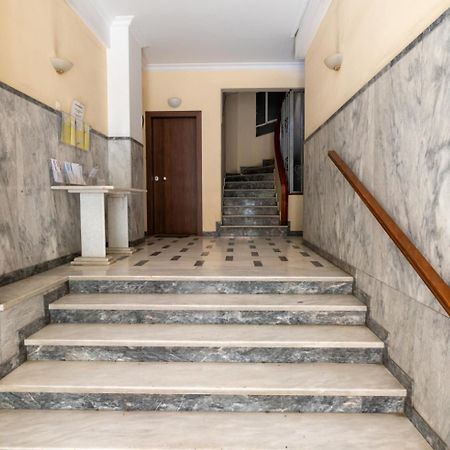 Entire Apt, 2 Bdrm, City Center Athen Eksteriør billede