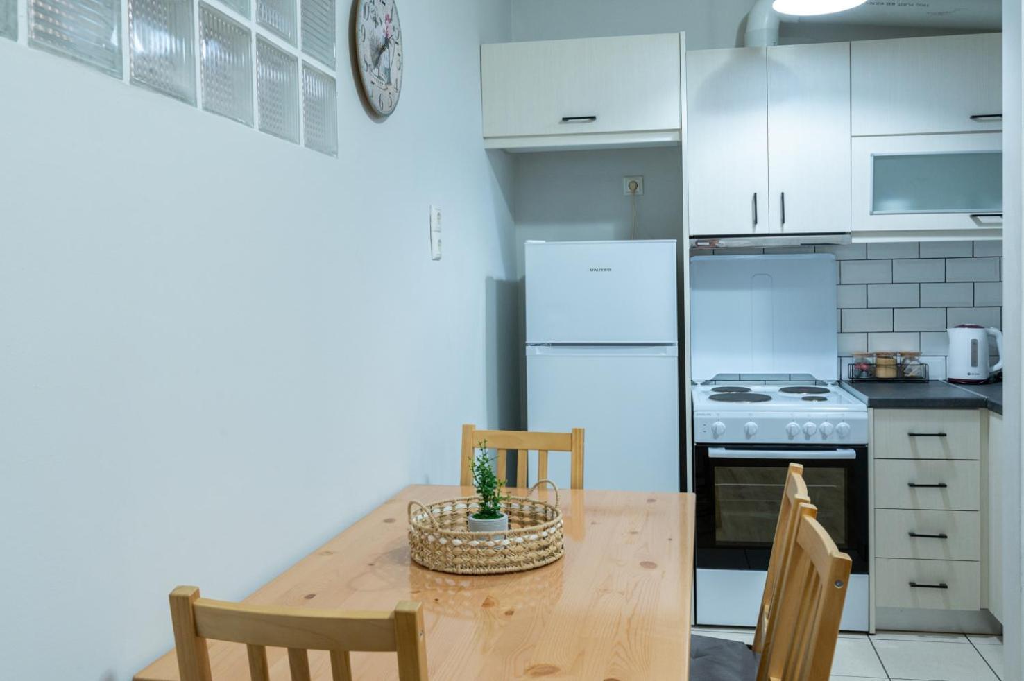 Entire Apt, 2 Bdrm, City Center Athen Eksteriør billede